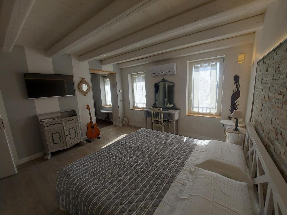 B&B Corte Colli Antichi โซนา ภายนอก รูปภาพ