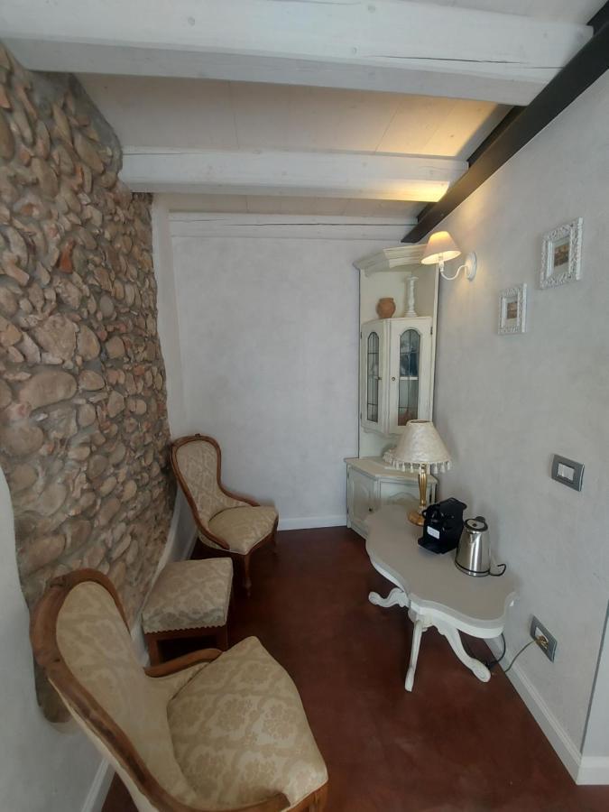 B&B Corte Colli Antichi โซนา ภายนอก รูปภาพ
